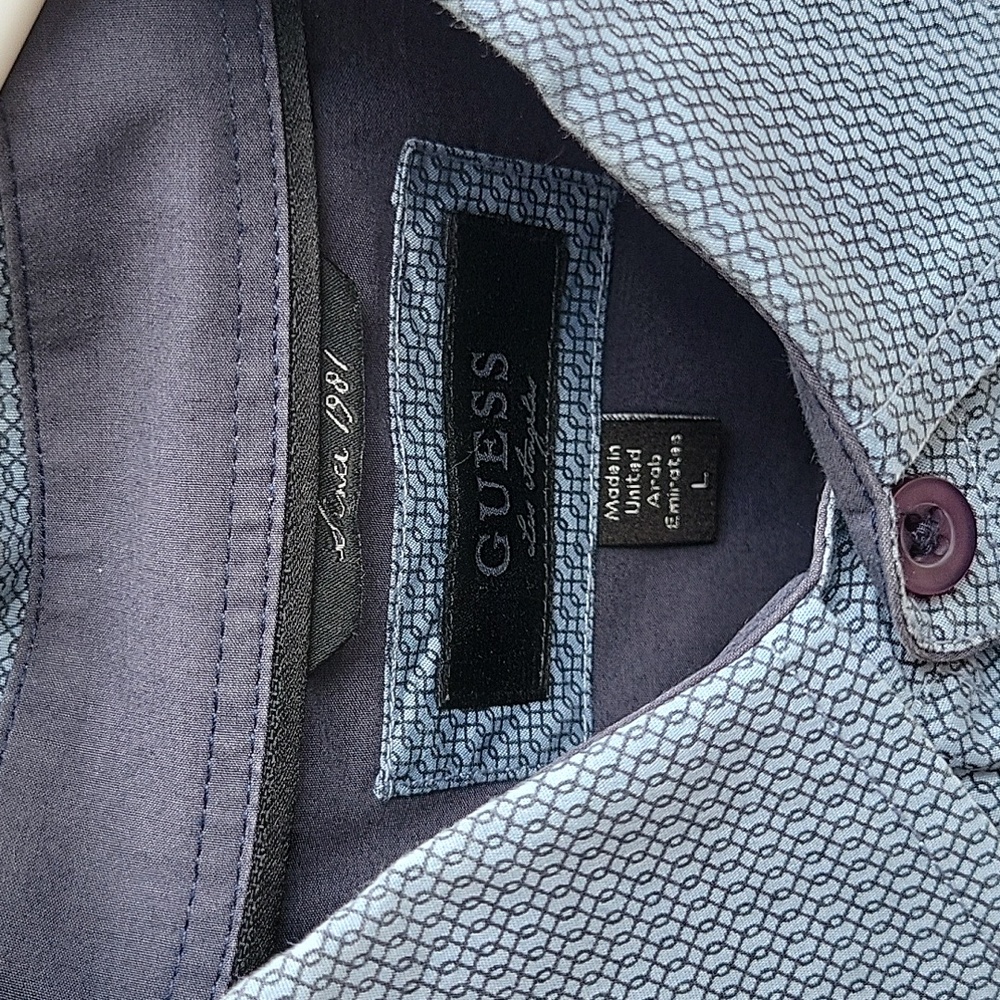 GUESS Vintage button down - Picture 2 of 5